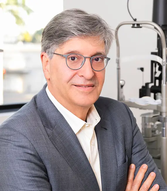 Portrait of Dr. Steven D. Schwartz, MD, Vitreoretinal Surgeon at Retina Vision Consultants